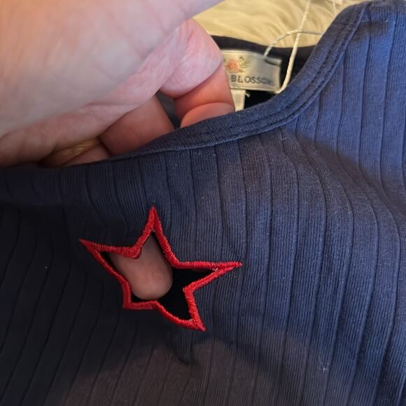 ❤️5/$25❤️ NWT Baileys Blossoms Bundle 5T - Picture 3 of 7